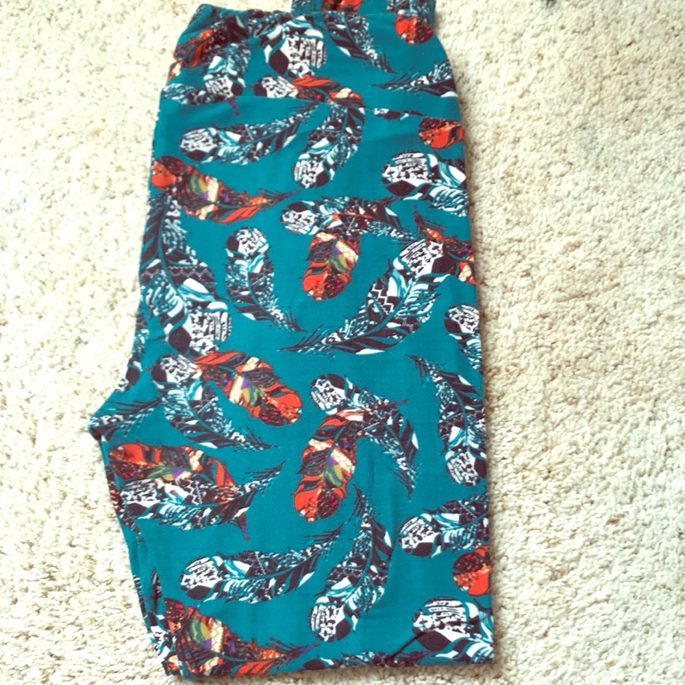 LuLaRoe tall & curvy leggings